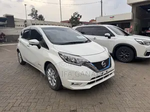 Nissan Note 1.2 Hybrid 2018 Pearl