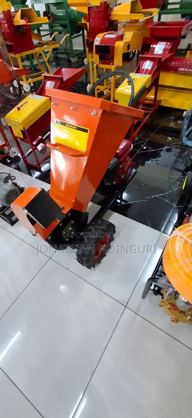 Wood Chipper Machine – Professional Tree Branch Shredder