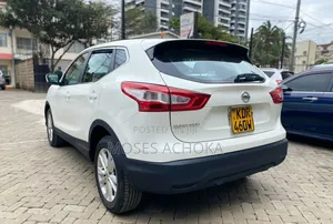 Nissan Qashqai 2017 White