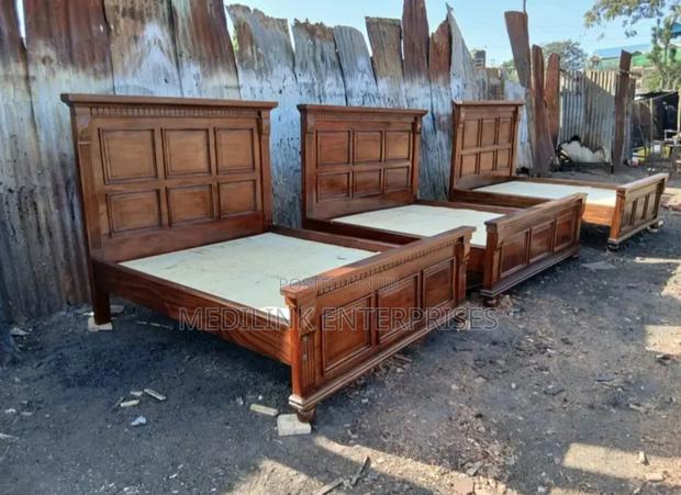 Scuba Solid Mahogany Beds 5*6 Customized - thumbnail 2