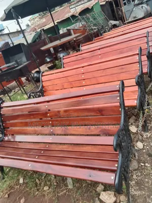 Exp Cast Iron Legged Outdoor Benches