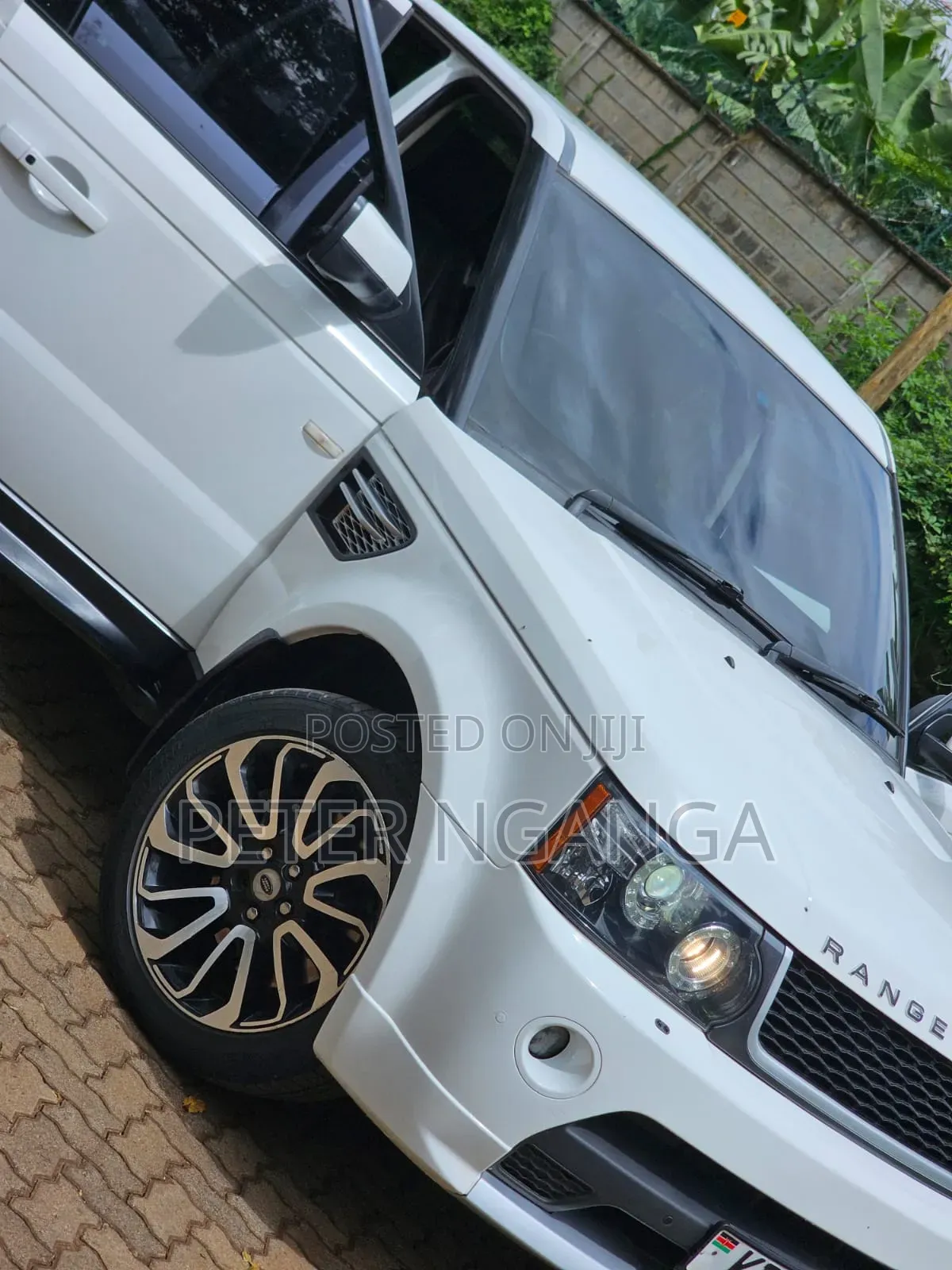 Land Rover Range Rover Sport 2012 White