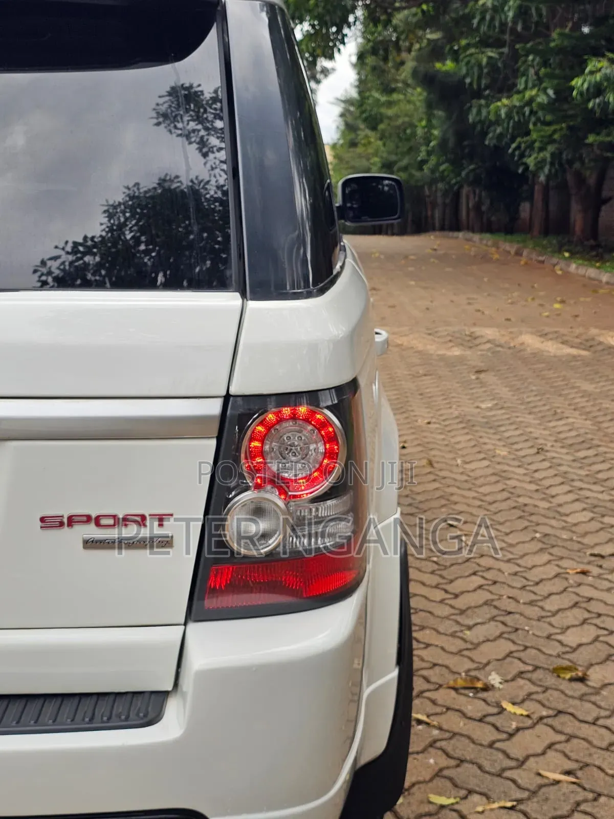 Land Rover Range Rover Sport 2012 White