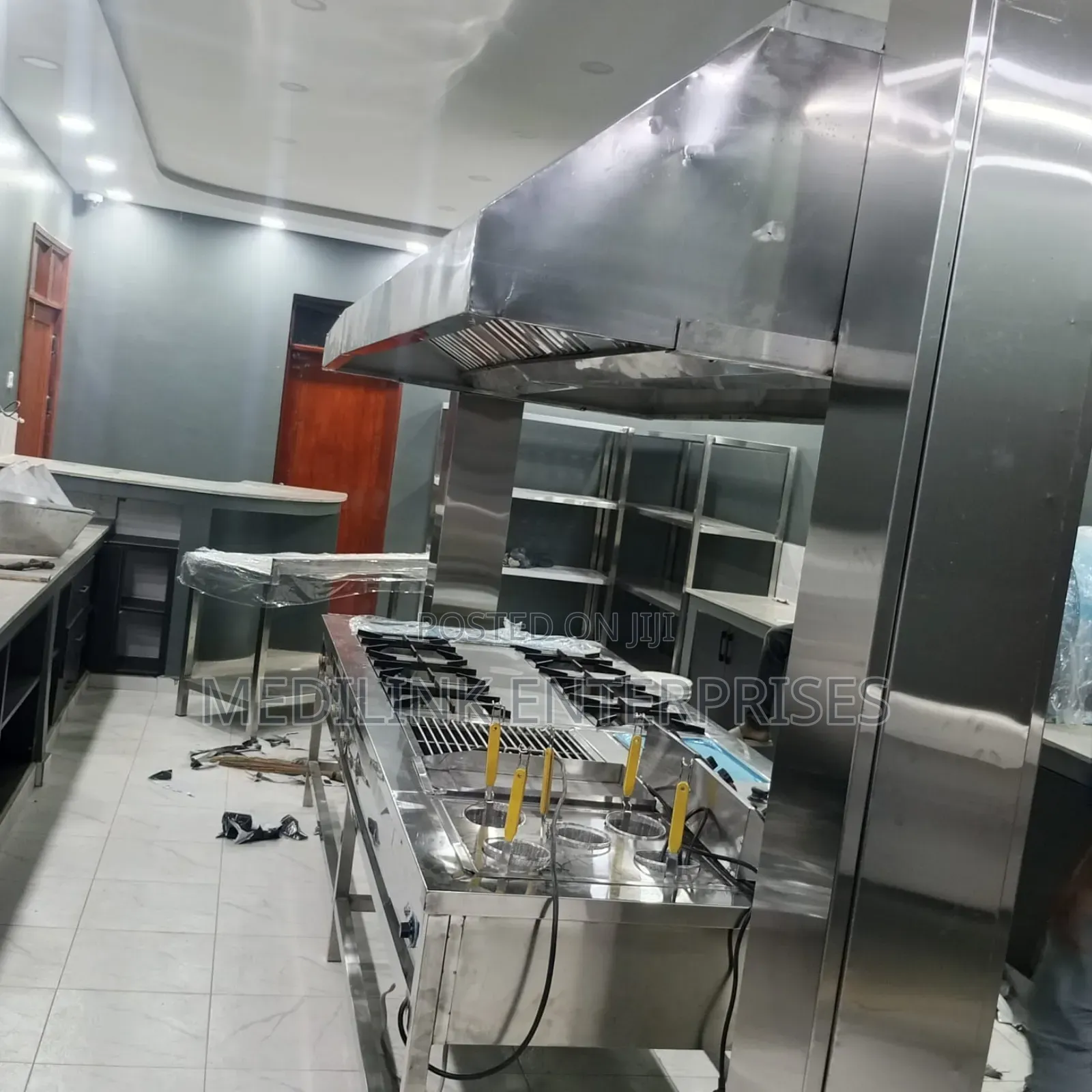 Customized Modern Stainless Steel Commercial Kitchen Set Up(Cooker+Hoo