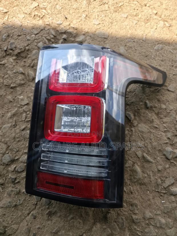 Range Rover Vogue Tail Back Lights - thumbnail 3