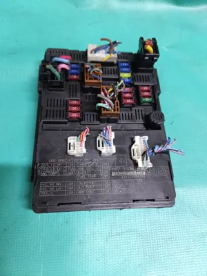 Fuses Box Nissan March Hr12