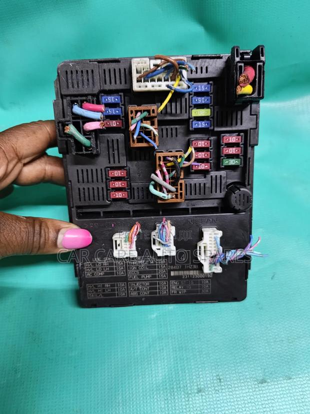 Fuses Box Nissan March Hr12 - thumbnail 2