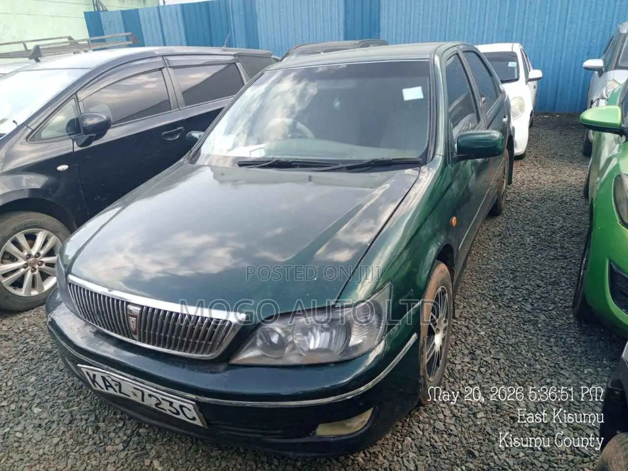 Toyota Vista 2000 Green