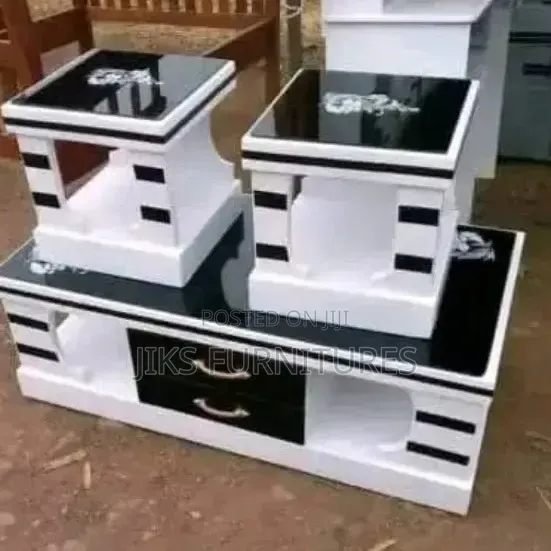 Modern 3-piece Coffee Table Set