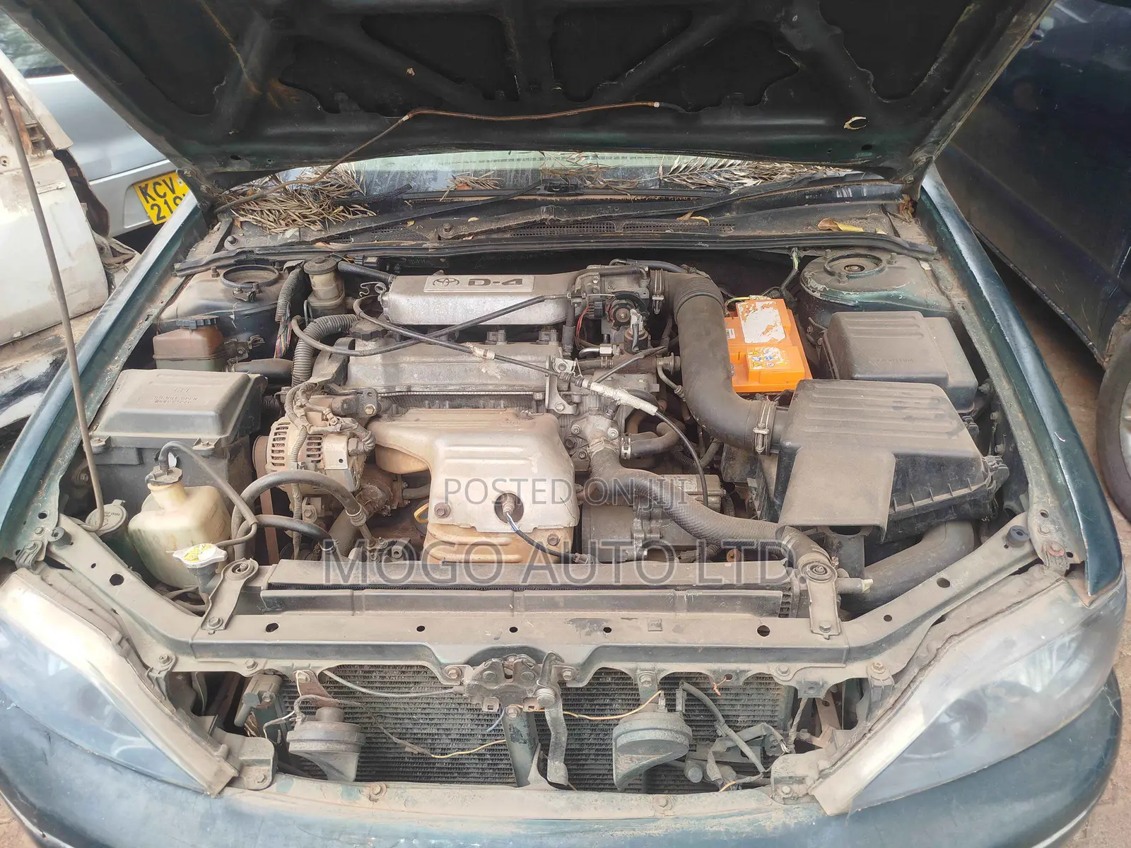 Toyota Vista 2000 Green