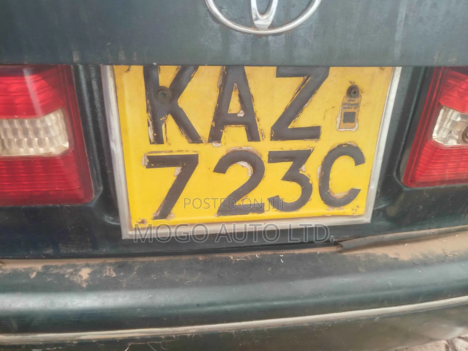 Toyota Vista 2000 Green
