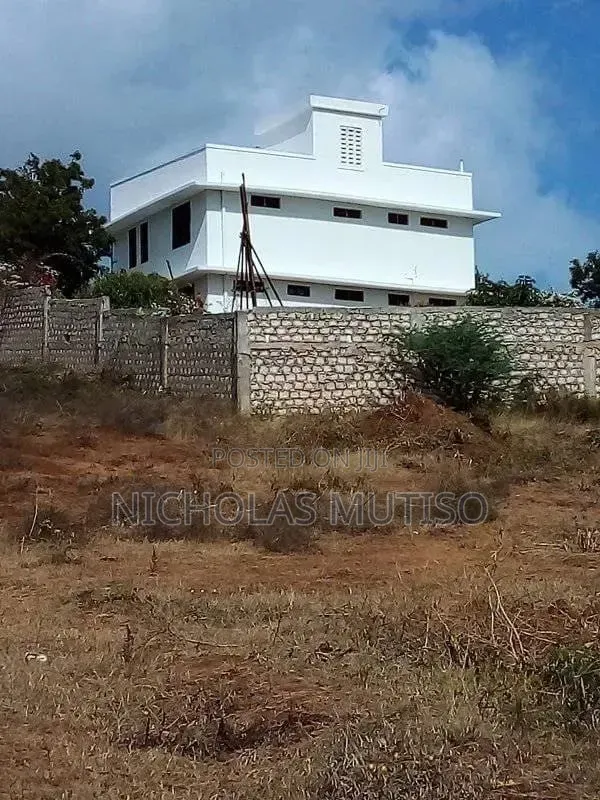 4bdrm Maisonette in Town Centre for sale