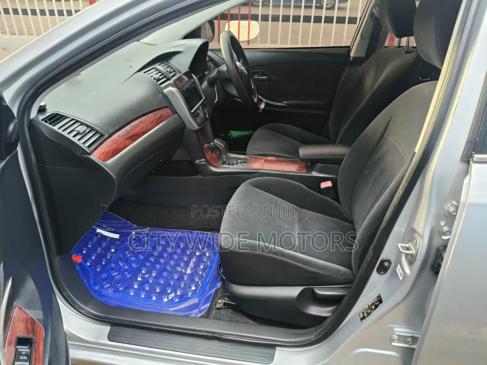 Toyota Premio 2009 Silver