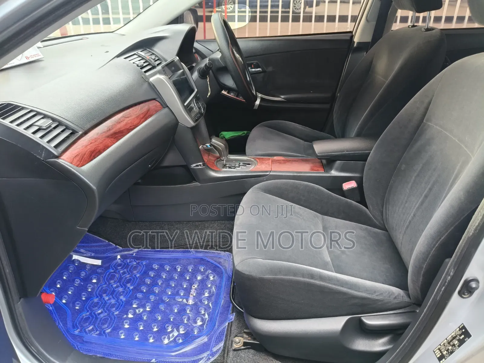Toyota Premio 2009 Silver