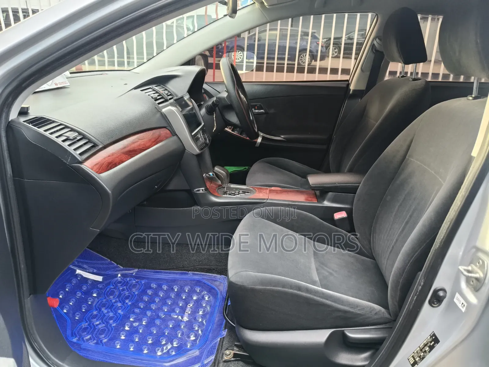 Toyota Premio 2009 Silver