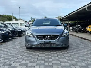 Volvo V40 2018 Blue