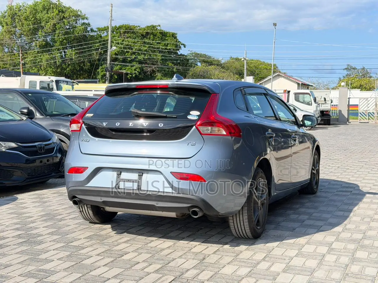 Volvo V40 2018 Blue