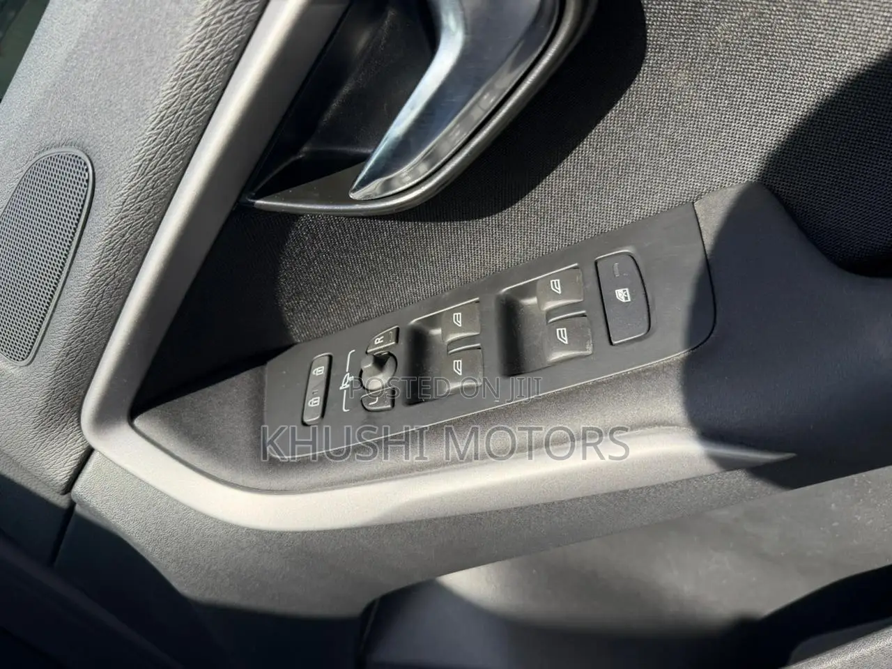 Volvo V40 2018 Blue