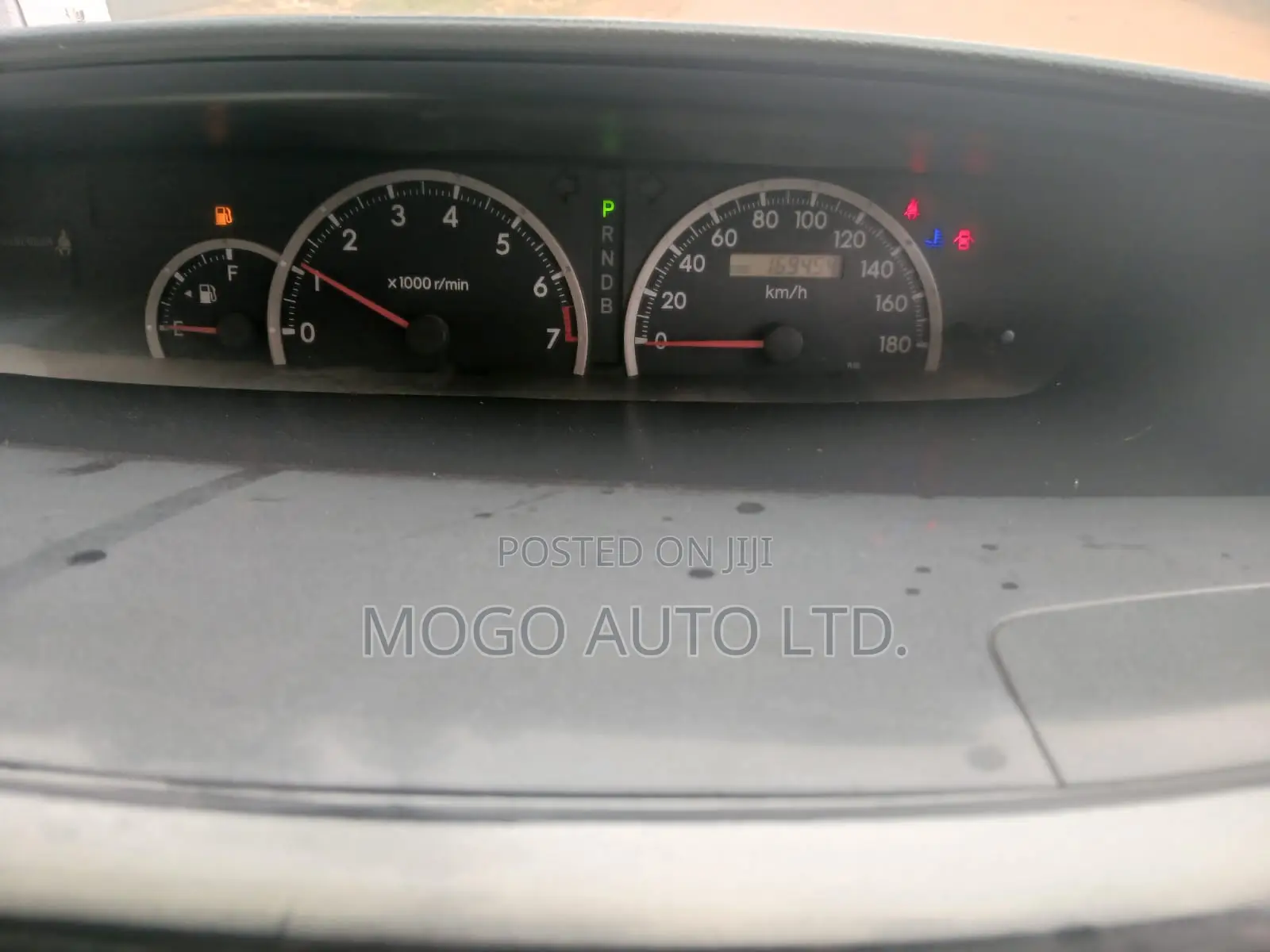 Toyota Voxy 2006 Silver