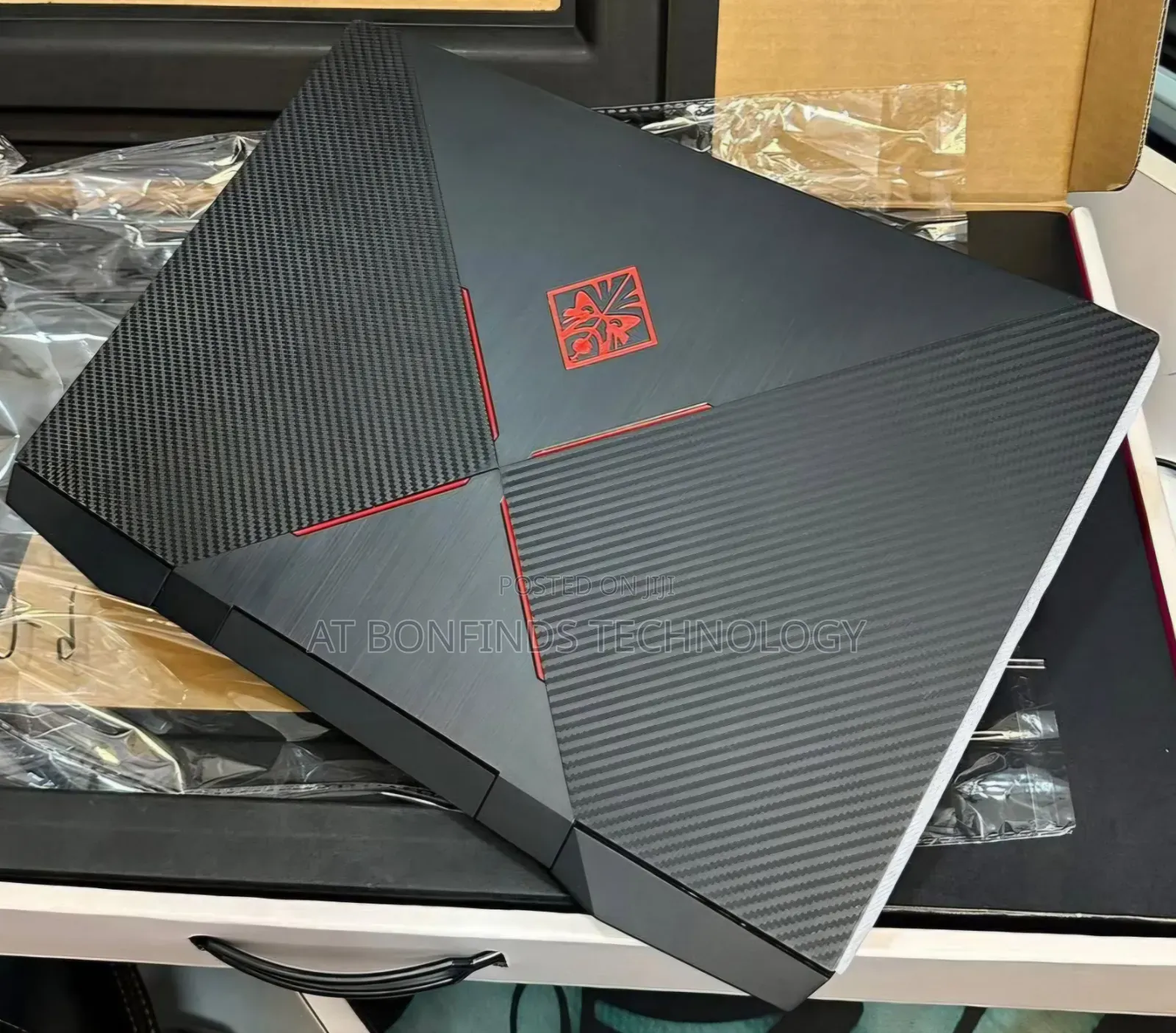 Laptop HP Omen 15-dh002nr 16GB Intel Core i7 SSD 512GB