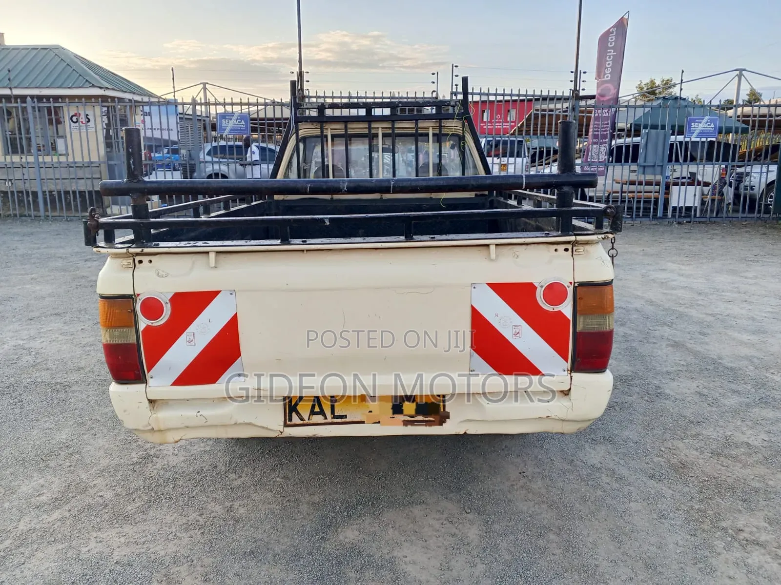 Mitsubishi L200 1999 Beige