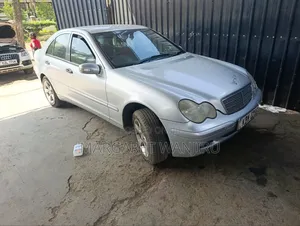 Mercedes-Benz C180 2008 Silver