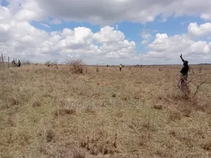 Konza 50x100 Plot for Sale