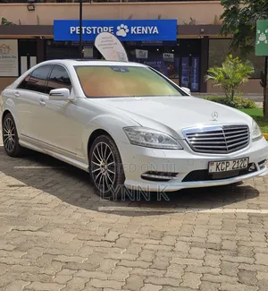 Mercedes-Benz E200 2010 White