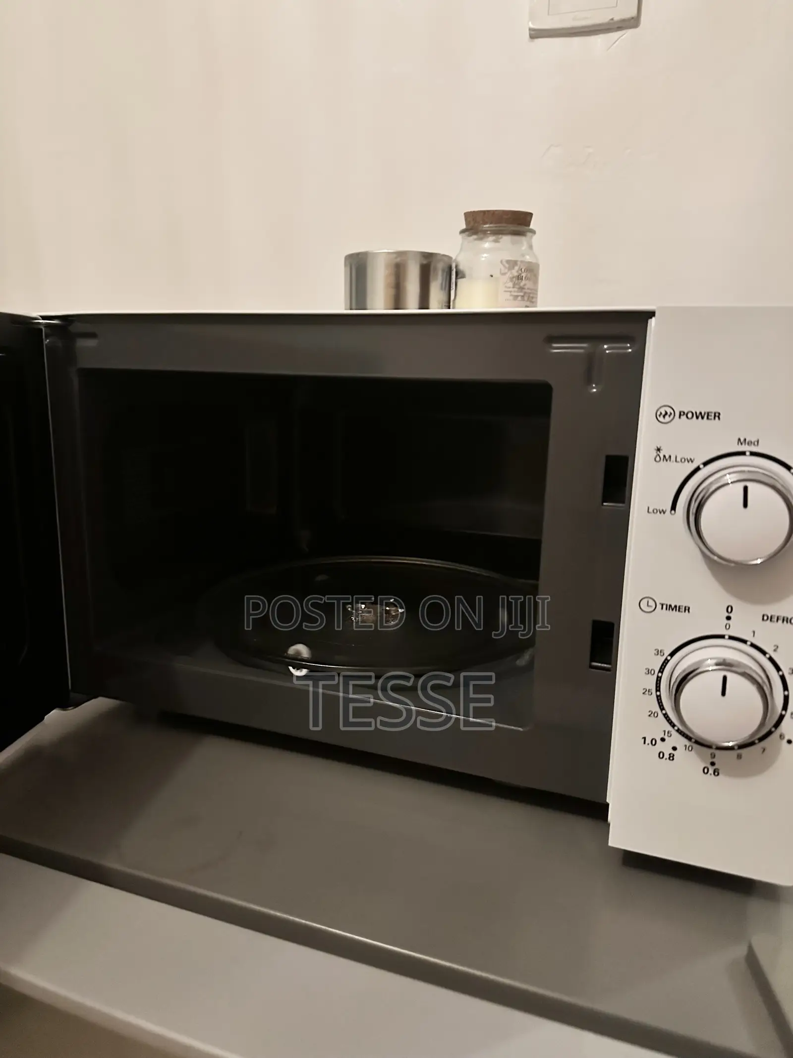 Mika White Microwave