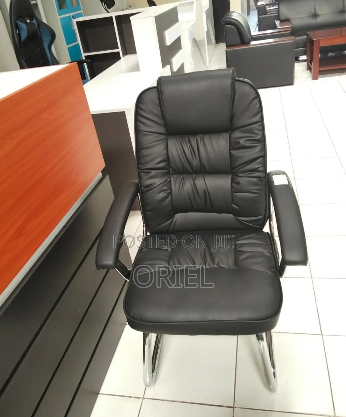 Office Chair : Sled Base Office Leather Chair