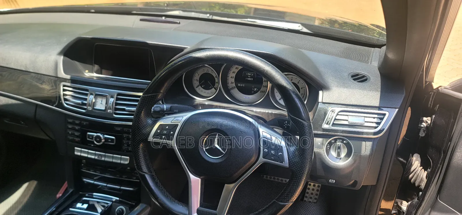 Mercedes-Benz E250 SV Premium 2014 Black