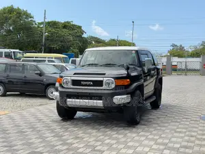 Toyota FJ Cruiser 2018 Black
