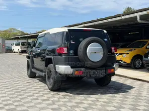 Toyota FJ Cruiser 2018 Black