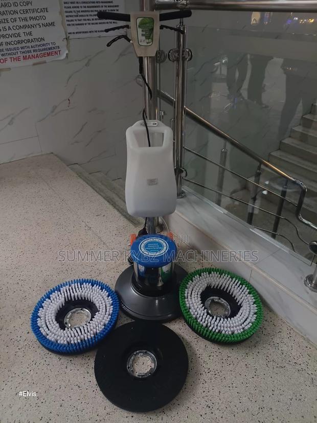Heavy-Duty Commercial Floor Scrubber Machine - thumbnail 2