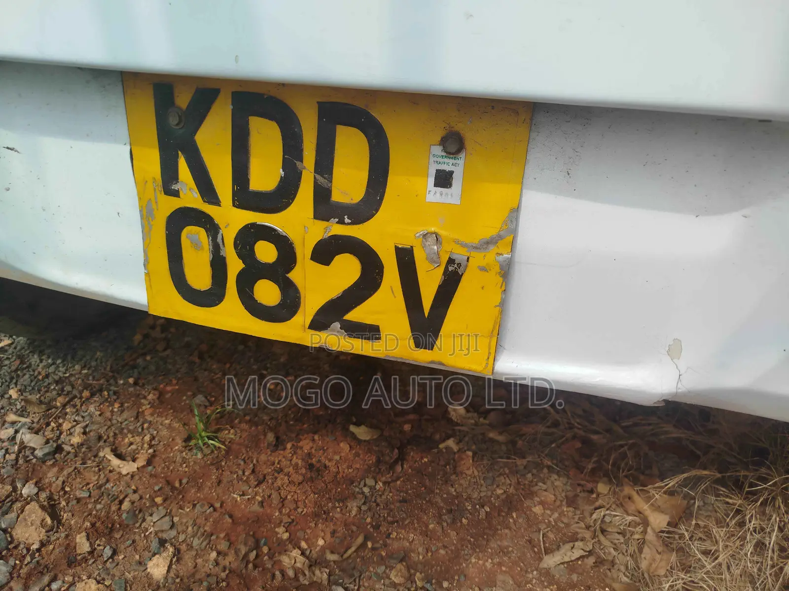 Daihatsu Mira 2014 White