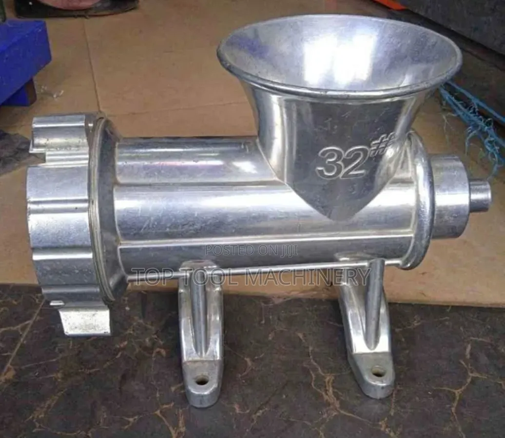 Heavy Duty Manual Meat Mincer #32