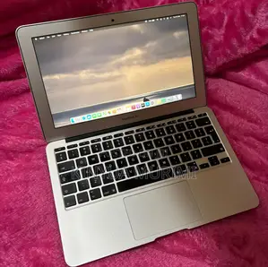 Laptop Apple MacBook Air 4GB Intel Core i5 HDD+SSD 500GB