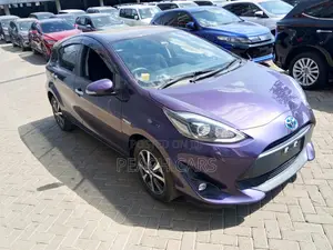 Toyota Aqua 2018 Purple