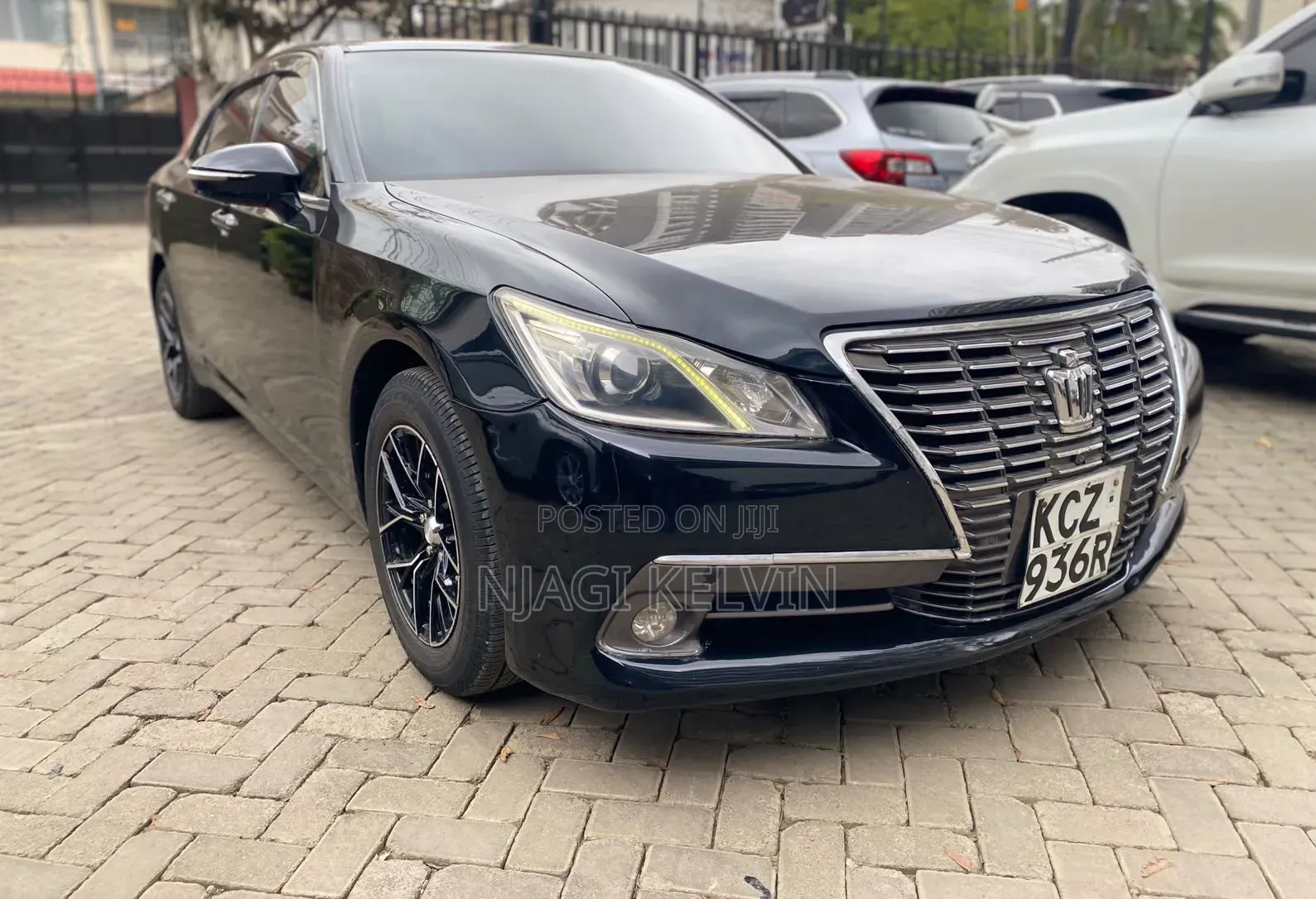 Toyota Crown 2013 Black