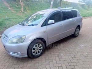 Toyota Ipsum 2003 Silver
