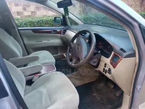 Toyota Ipsum 2003 Silver