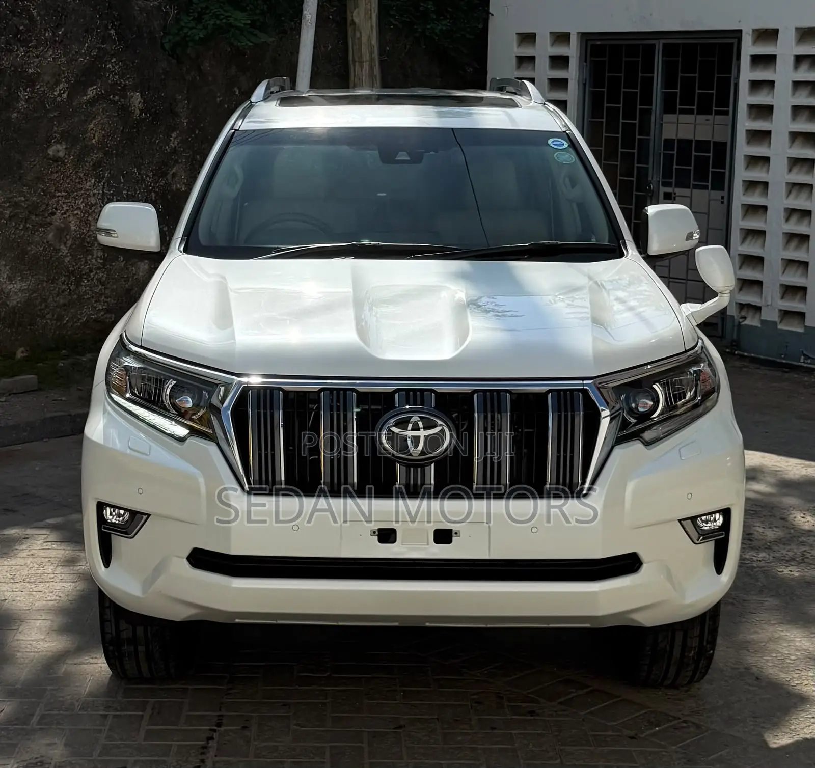 Toyota Land Cruiser Prado 2021 Beige