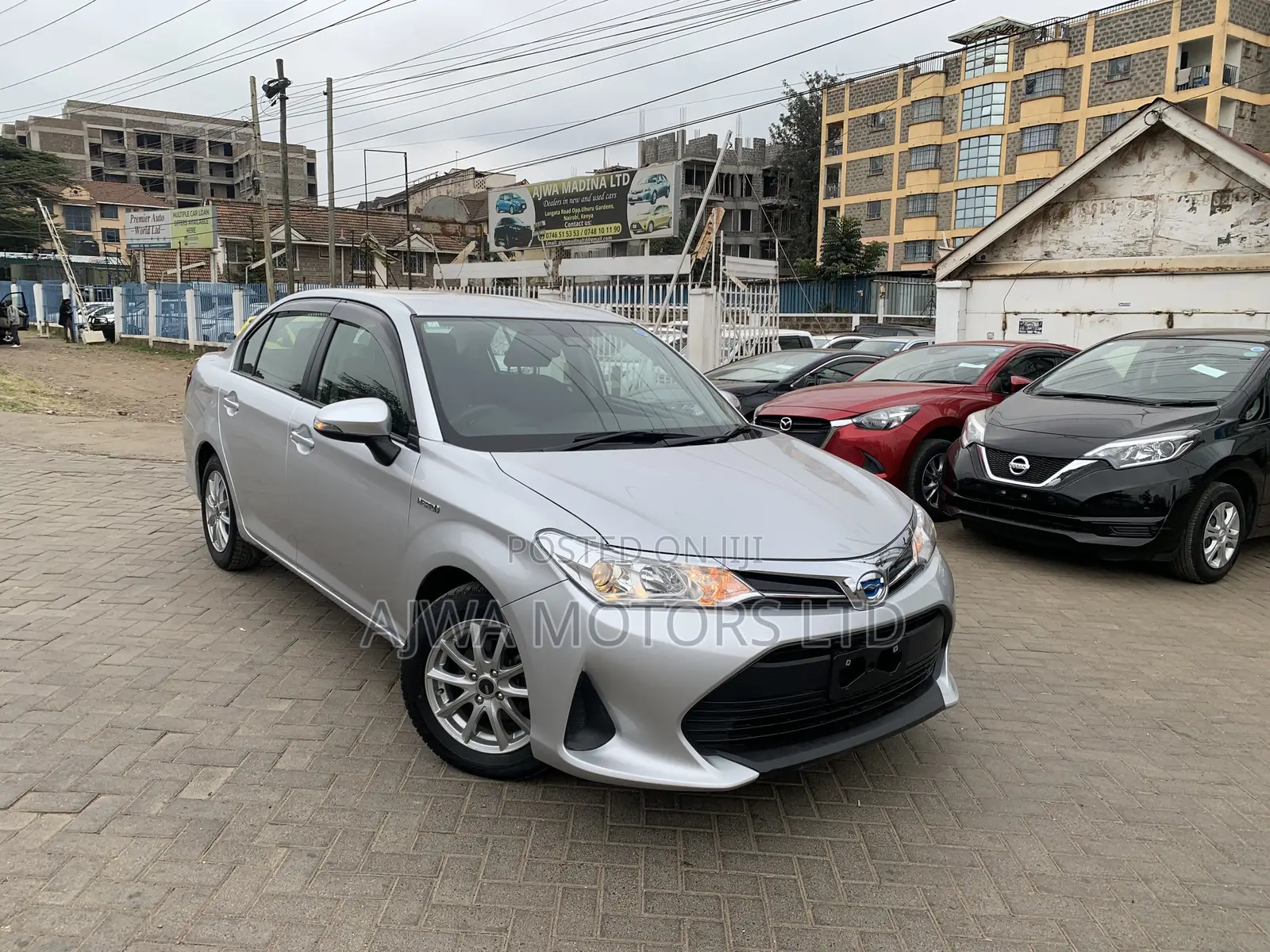 Toyota Axio 1.5 Hybrid 2WD 2020 Silver