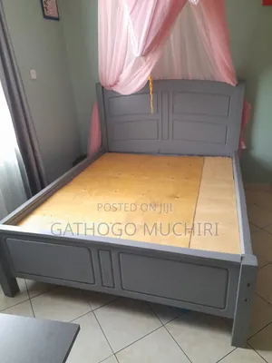 5x6 Mahogany Bed