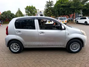 Toyota Passo 2014 Silver