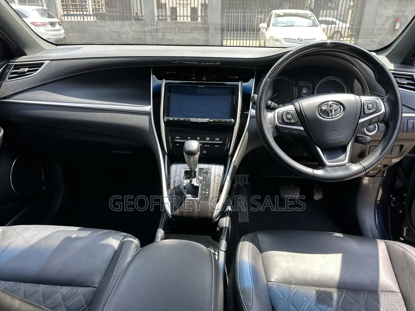 Toyota Harrier 2019 Black
