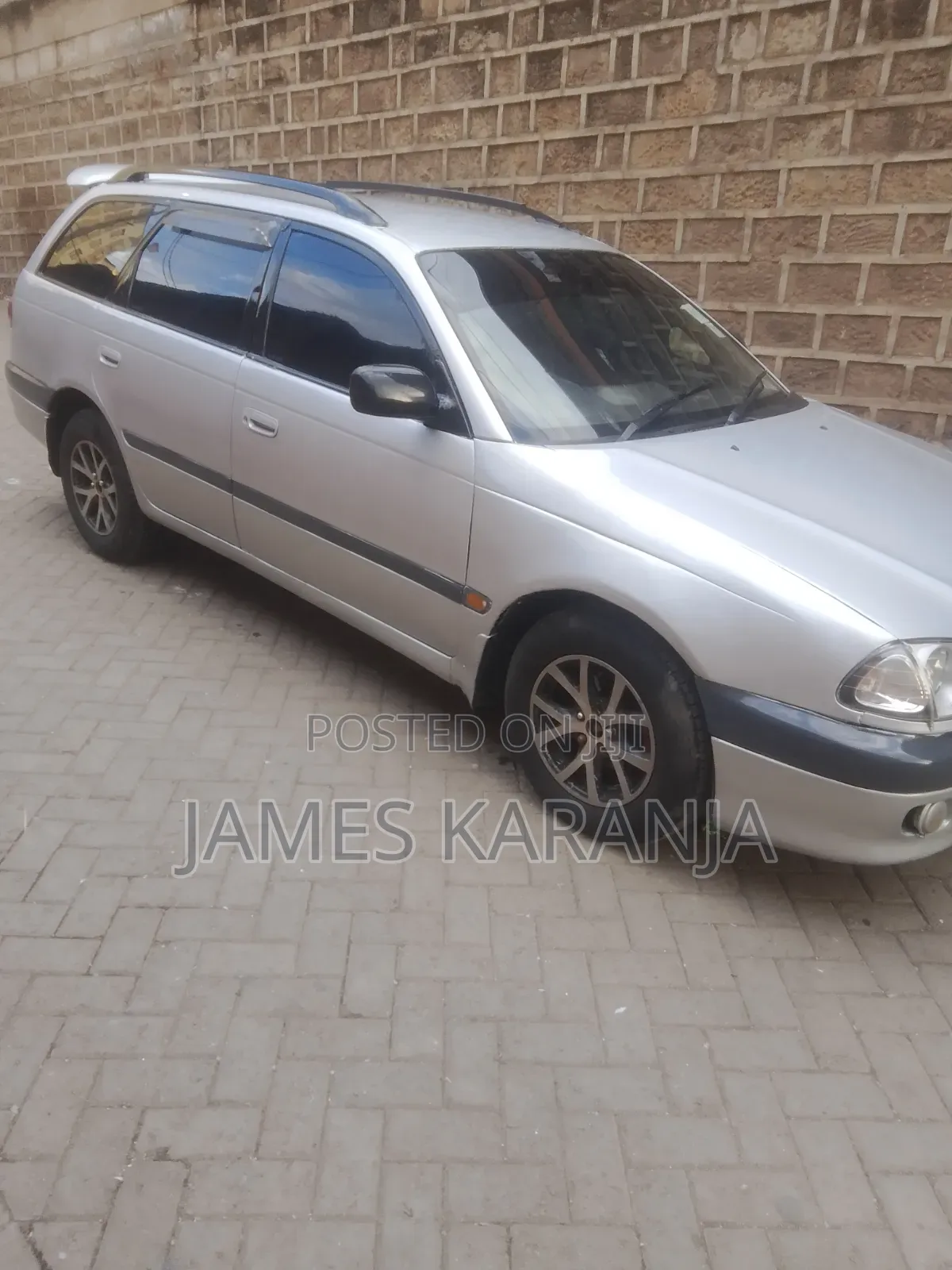 Toyota Caldina 2002 Silver