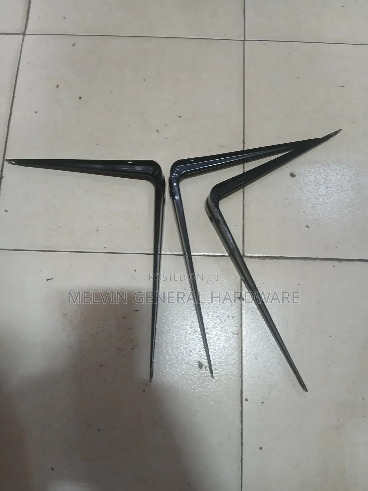 Black Shelf Bracket 8*10"