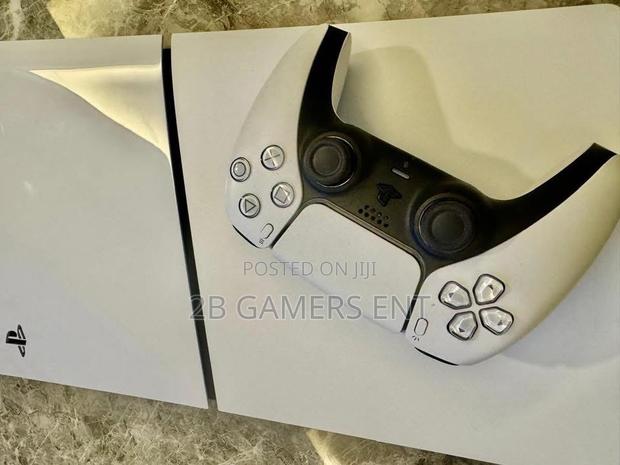 Ps5 Slightly Used(At Home) - thumbnail 3