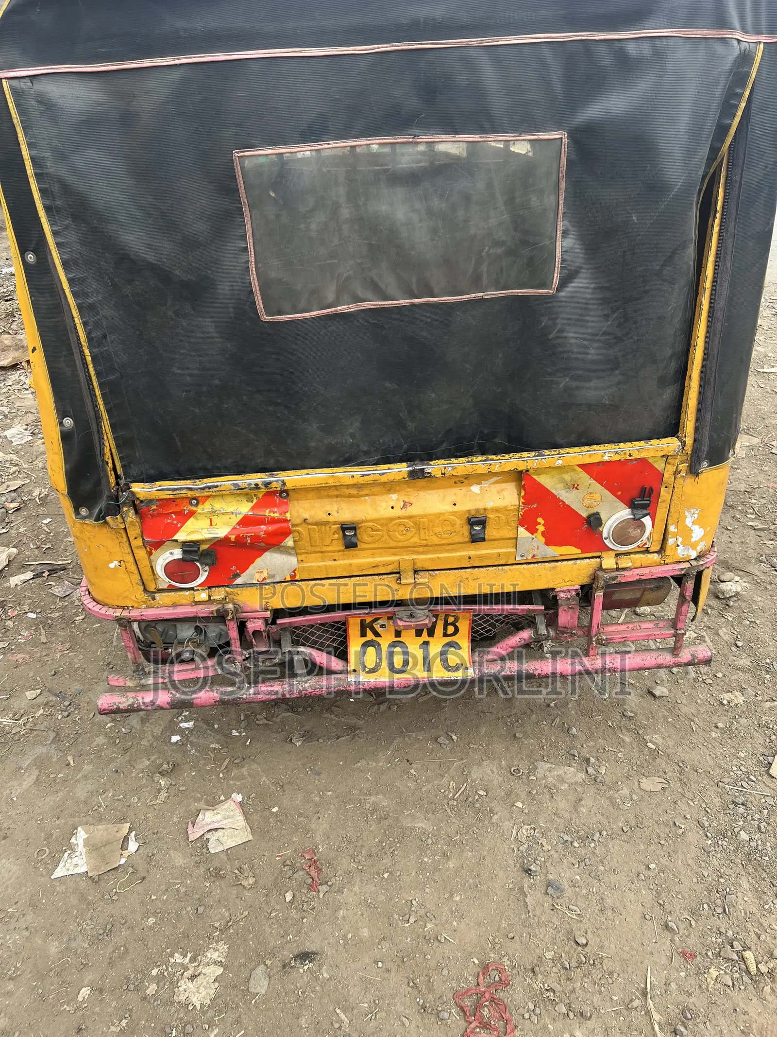 Piaggio 2019 Yellow